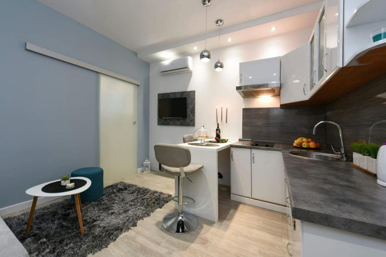 G&T Apartment Zadar Buitenkant foto